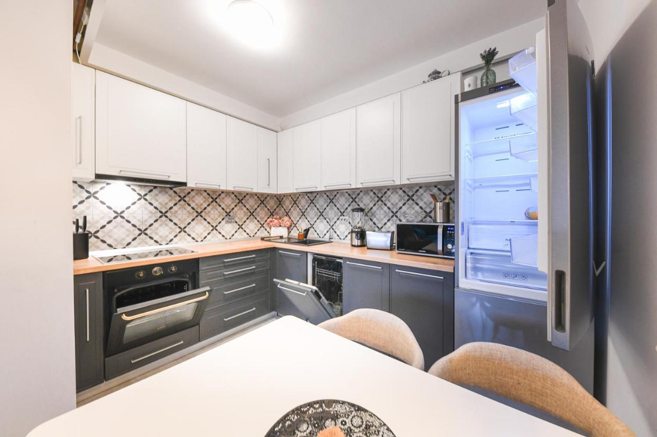 Apartament Grand Park Rose Iulius Mall Kluż-Napoka Zewnętrze zdjęcie